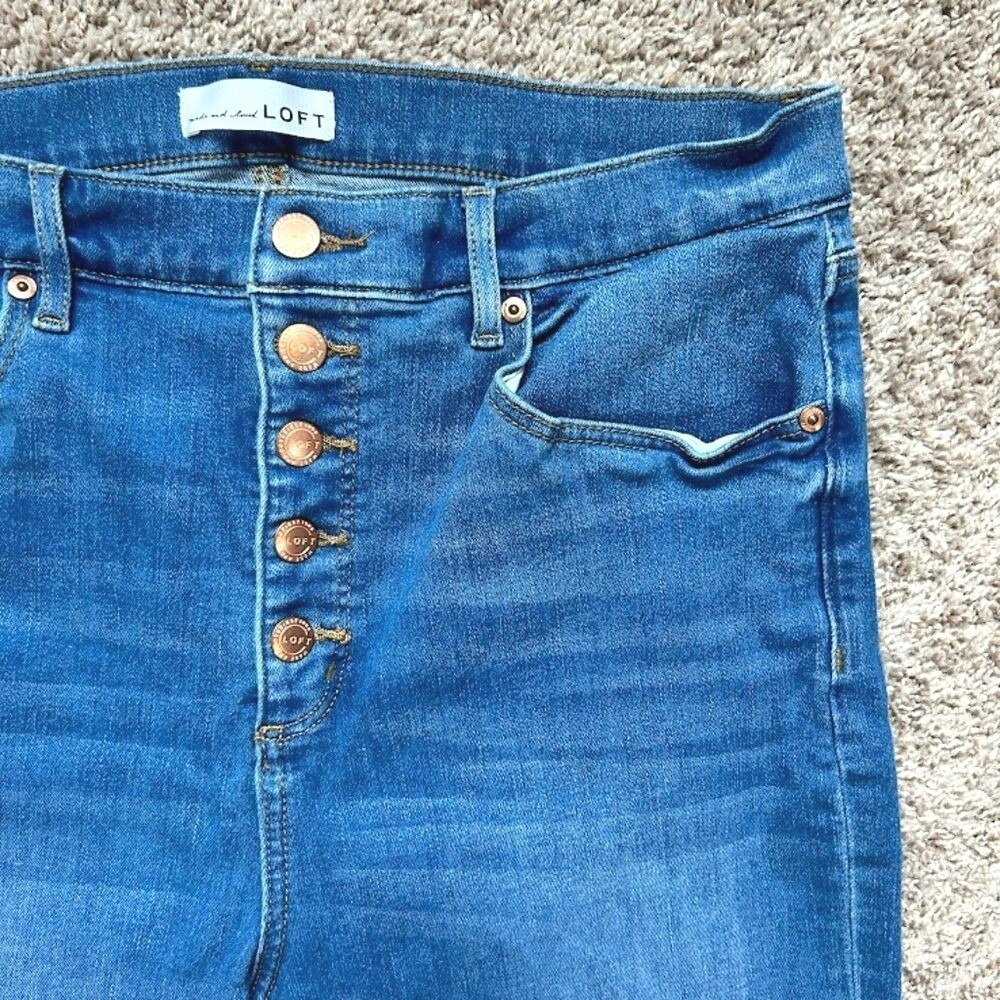 LOFT High Rise Button Fly Flare Cropped Jeans I Distressed Frayed Hem I Size 14 - Picture 6 of 11